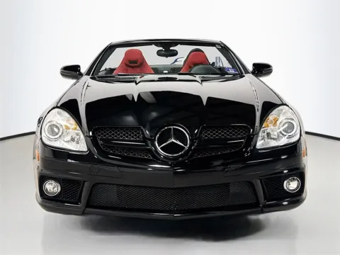 Photos of 2010 Mercedes-Benz SLK 300 for sale in Morristown, NJ at CarLink Morristown