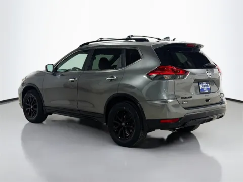 More photos of 2018 Nissan Rogue SV at CarLink Morristown, NJ