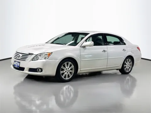 Another view of 2009 Toyota Avalon Limited for sale in Morristown, NJ at CarLink Morristown