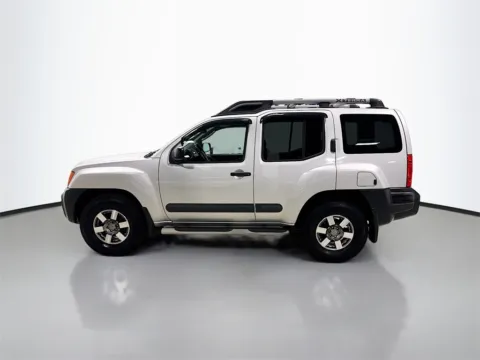 More photos of 2011 Nissan Xterra PRO-4X at CarLink Morristown, NJ