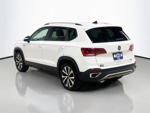 More photos of 2022 Volkswagen Taos 1.5T SE at CarLink Morristown, NJ