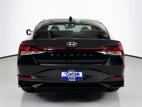 More photos of 2021 Hyundai Elantra SE at CarLink Morristown, NJ