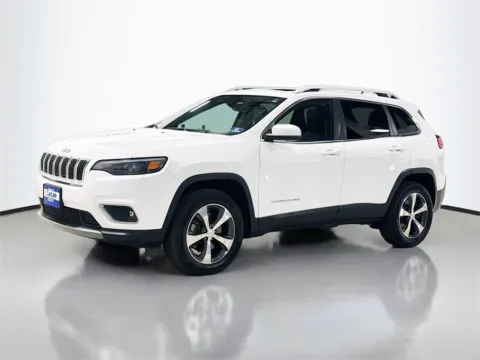 Another view of 2019 Jeep Cherokee Limited for sale in Morristown, NJ at CarLink Morristown