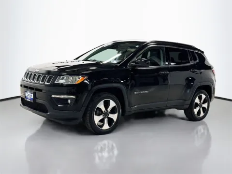 Another view of 2019 Jeep Compass Latitude for sale in Morristown, NJ at CarLink Morristown