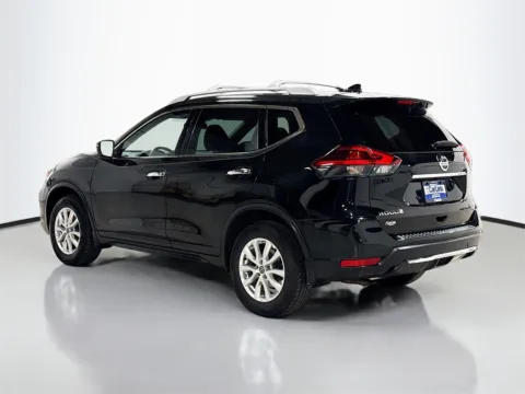 More photos of 2020 Nissan Rogue SV at CarLink Morristown, NJ