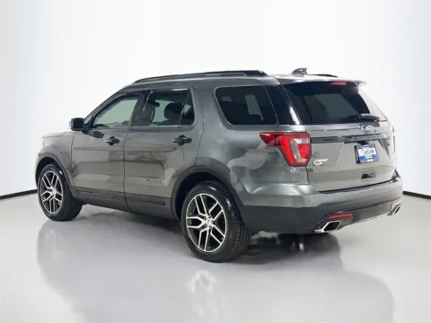 More photos of 2017 Ford Explorer Sport at CarLink Morristown, NJ