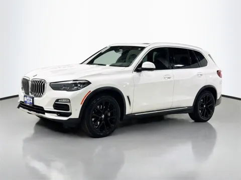 Another view of 2021 BMW X5 xDrive40i for sale in Morristown, NJ at CarLink Morristown