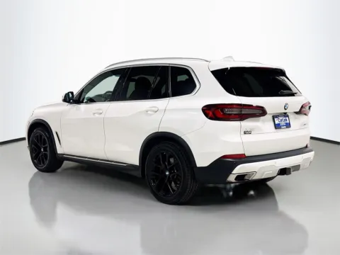 More photos of 2021 BMW X5 xDrive40i at CarLink Morristown, NJ