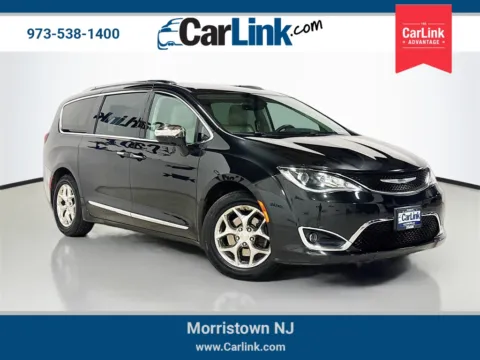 Black 2017 Chrysler Pacifica Limited for sale in Morristown, NJ