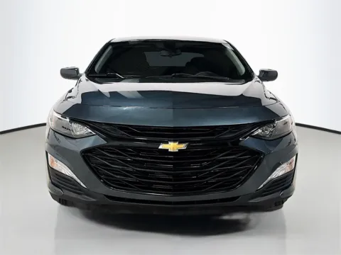 Photos of 2020 Chevrolet Malibu LT for sale in Morristown, NJ at CarLink Morristown