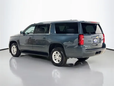 More photos of 2019 Chevrolet Suburban LT at CarLink Morristown, NJ