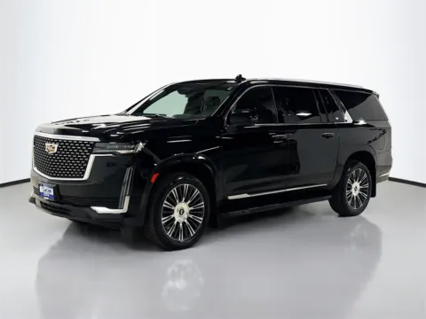 Another view of 2022 Cadillac Escalade ESV Luxury for sale in Morristown, NJ at CarLink Morristown