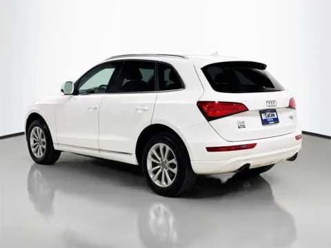 More photos of 2014 Audi Q5 2.0T Premium at CarLink Morristown, NJ