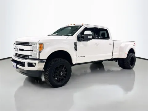 Another view of 2017 Ford F-350SD Lariat for sale in Morristown, NJ at CarLink Morristown
