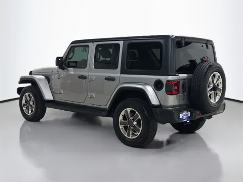 More photos of 2018 Jeep Wrangler Unlimited Sahara at CarLink Morristown, NJ
