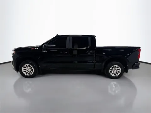 More photos of 2020 Chevrolet Silverado 1500 RST at CarLink Morristown, NJ