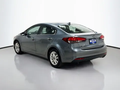 More photos of 2017 Kia Forte S at CarLink Morristown, NJ