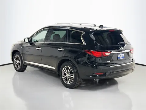 More photos of 2017 INFINITI QX60 at CarLink Morristown, NJ