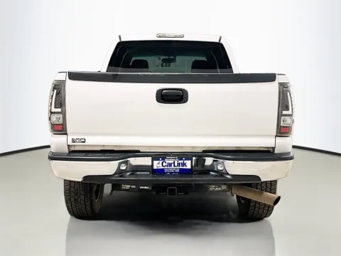 More photos of 2004 Chevrolet Silverado 2500HD LT at CarLink Morristown, NJ
