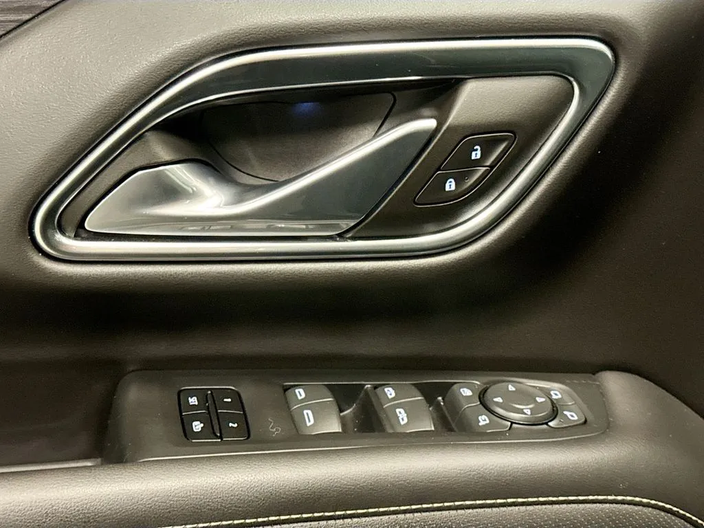2022 GMC Yukon SLT - Photo 20