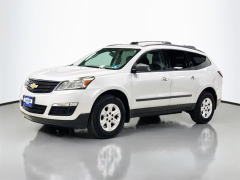 Another view of 2017 Chevrolet Traverse LS for sale in Morristown, NJ at CarLink Morristown