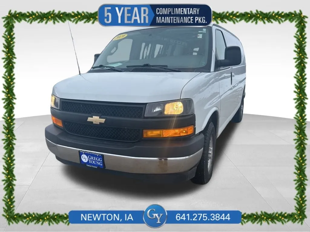 White 2019 Chevrolet Express 2500 Work Van for sale in Newton, IA