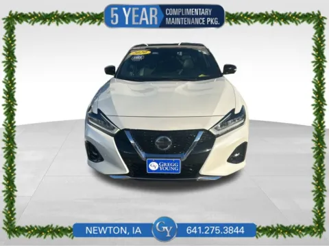 White 2020 Nissan Maxima SR for sale in Newton, IA