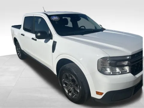 More photos of 2024 Ford Maverick XLT at Gregg Young Newton, IA