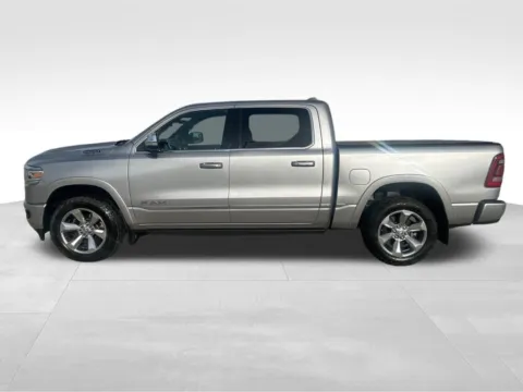 More photos of 2019 Ram 1500 Limited at Gregg Young Newton, IA