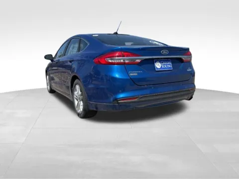 More photos of 2018 Ford Fusion SE at Gregg Young Newton, IA