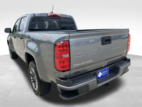 More photos of 2022 Chevrolet Colorado Z71 at Gregg Young Newton, IA