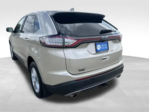 More photos of 2018 Ford Edge SEL at Gregg Young Newton, IA