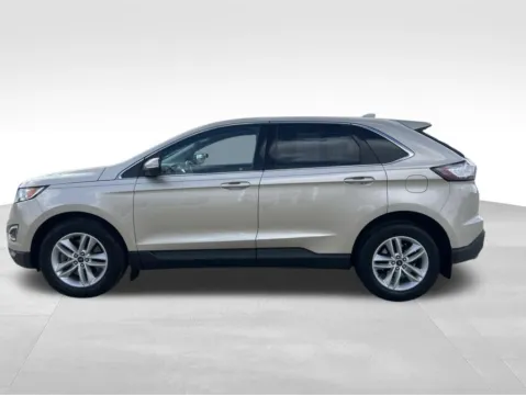Another view of 2018 Ford Edge SEL for sale in Newton, IA at Gregg Young Newton