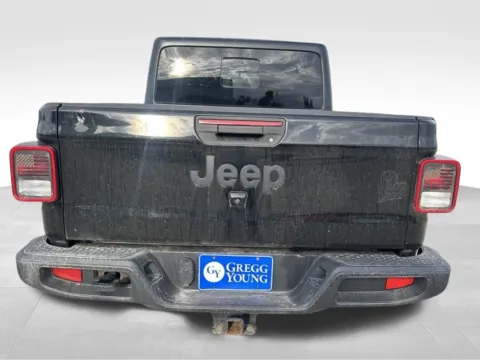More photos of 2021 Jeep Gladiator Willys at Gregg Young Newton, IA