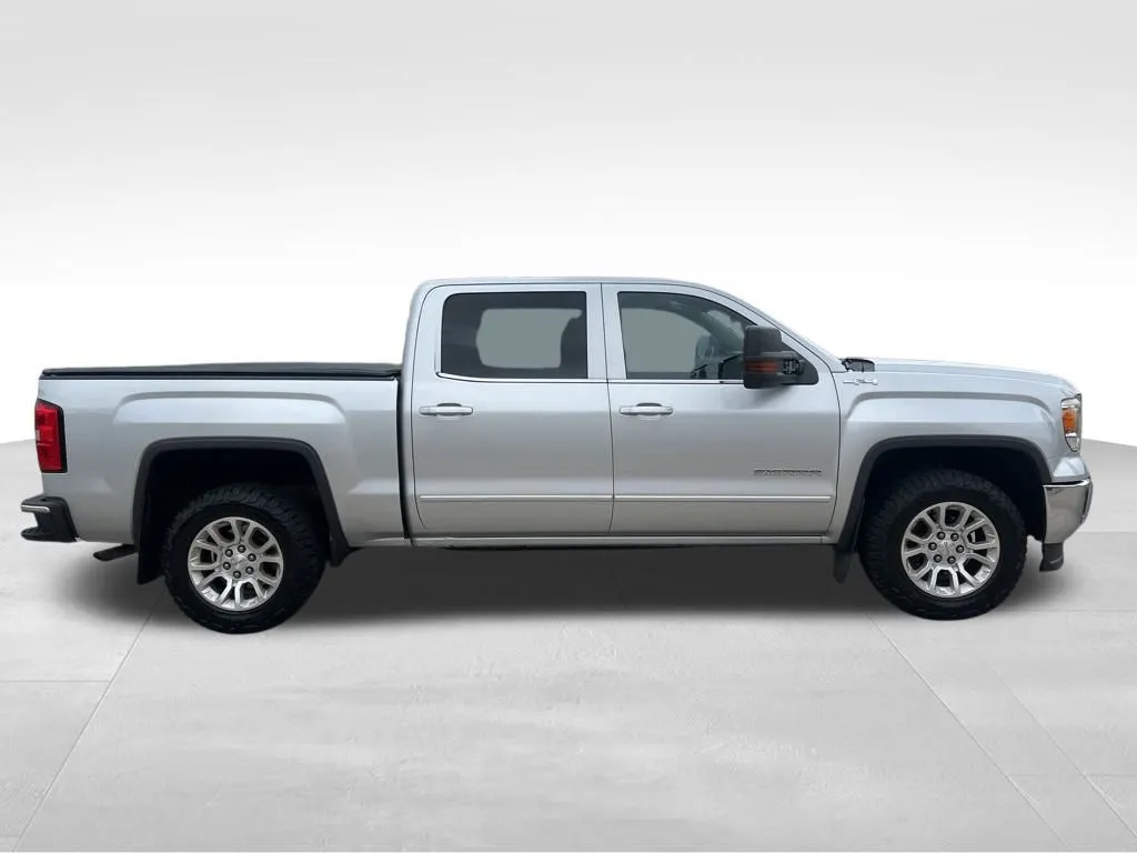 2015 Gmc Sierra 1500 SLE photo 3