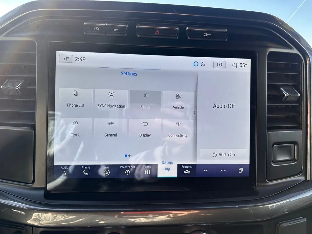 2023 Ford F-150 XLT photo 4