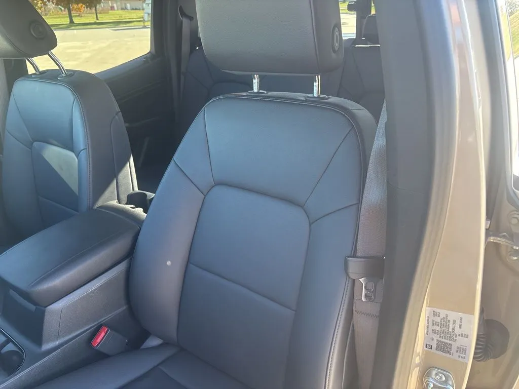 2024 Chevrolet Colorado Trail Boss photo 4