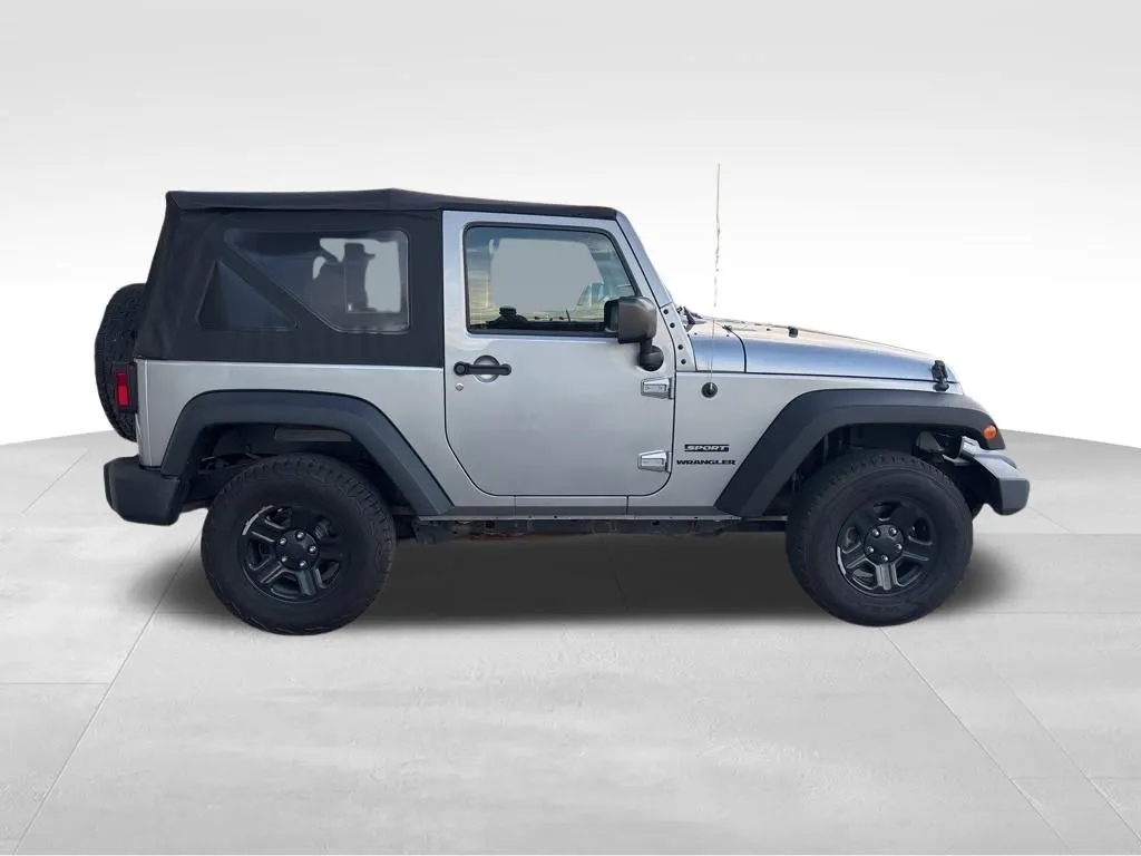 2017 Jeep Wrangler Sport photo 3