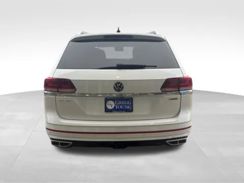 More photos of 2023 Volkswagen Atlas 3.6L V6 SEL Premium R-Line at Gregg Young Chevrolet of Norwalk, IA