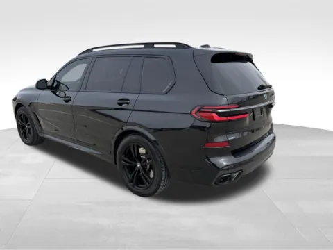 More photos of 2024 BMW X7 M60i at Gregg Young Chevrolet of Norwalk, IA