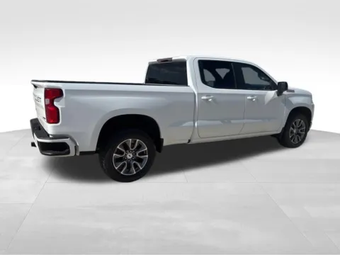 More photos of 2021 Chevrolet Silverado 1500 RST at Gregg Young Chevrolet of Norwalk, IA