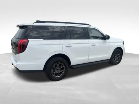More photos of 2025 Ford Expedition Active at Gregg Young Chevrolet of Norwalk, IA