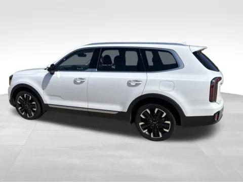 Photos of 2023 Kia Telluride SX X-Line for sale in Norwalk, IA at Gregg Young Chevrolet of Norwalk