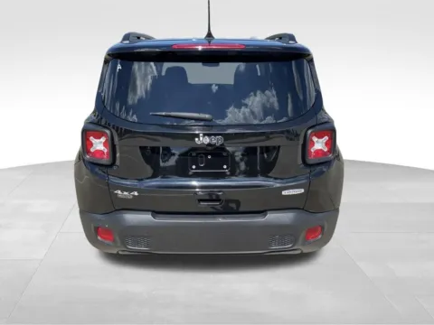 More photos of 2022 Jeep Renegade Latitude at Gregg Young Chevrolet of Norwalk, IA