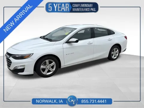 White 2024 Chevrolet Malibu LT for sale in Norwalk, IA