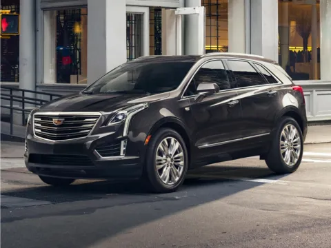 Red 2017 Cadillac XT5 Platinum for sale in Norwalk, IA