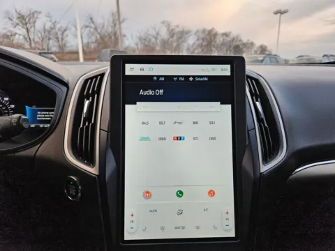 Another view of 2022 Ford Edge SEL for sale in Plattsmouth, NE at Gregg Young Plattsmouth