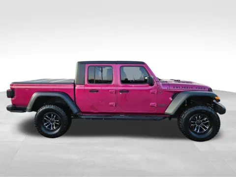 More photos of 2024 Jeep Gladiator Rubicon at Gregg Young Plattsmouth, NE