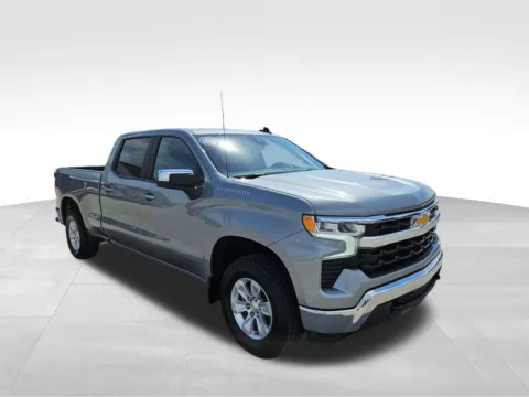 More photos of 2025 Chevrolet Silverado 1500 LT at Gregg Young Plattsmouth, NE