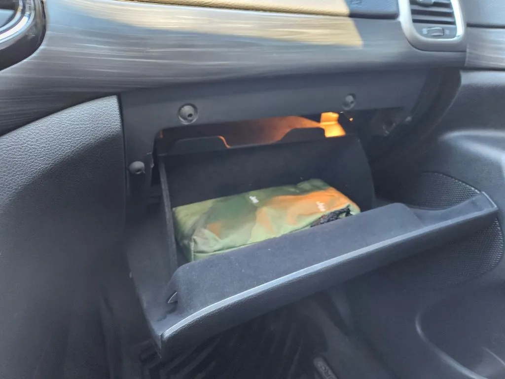 2022 Jeep Cherokee Laredo X photo 4